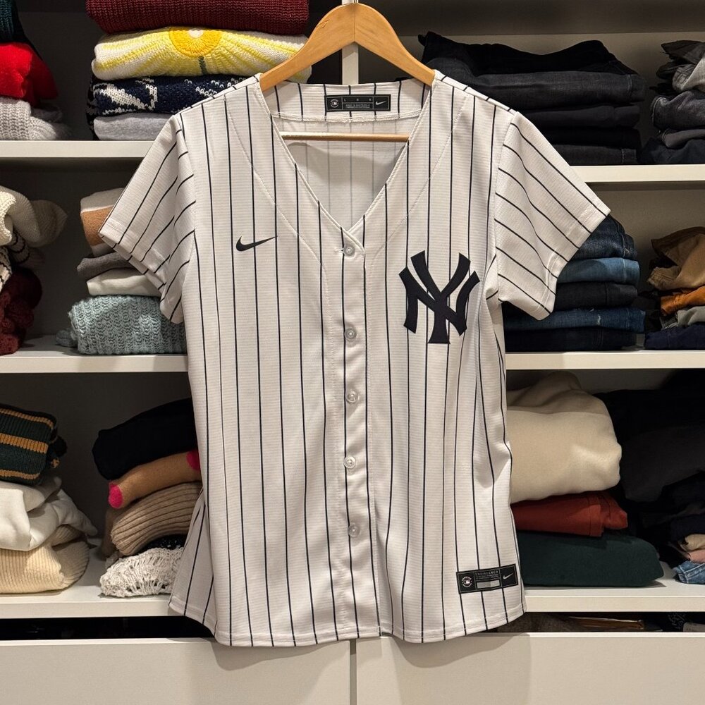 Nike MLB New York Yankees women’s replica baseball jersey navy white size L